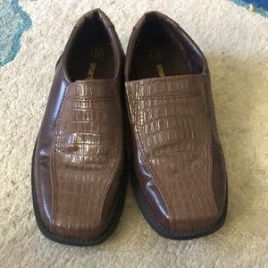 Boys dress shoes